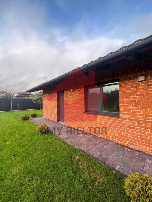 Продаж будинку гарного будинку.