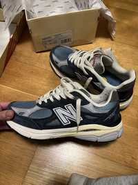 New Balance M990TE3