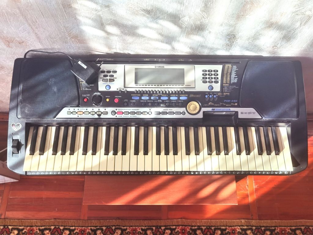 Синтезатор Yamaha psr 540