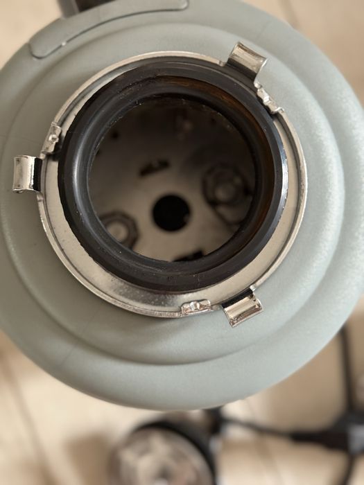 Подрібнювач харчових відходів для кухонної раковини status premium 200