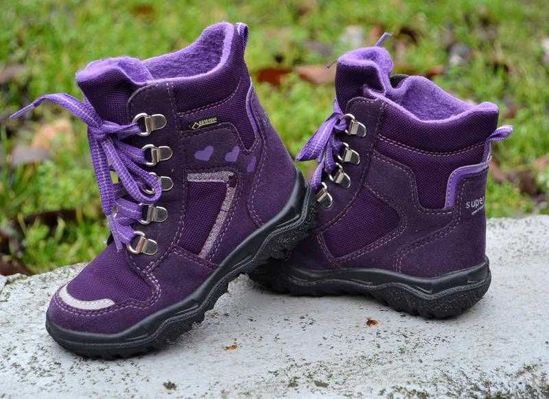 Продам зимние сапоги SUPERFIT ecco Goretex 24р.