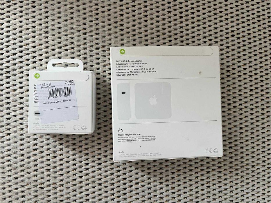 Apple 240W Charge Cable (2m) + 96W Power Adapter