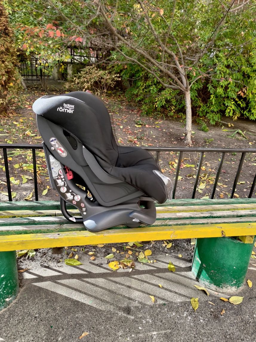Автокрісло Britax Romer First Class Plus