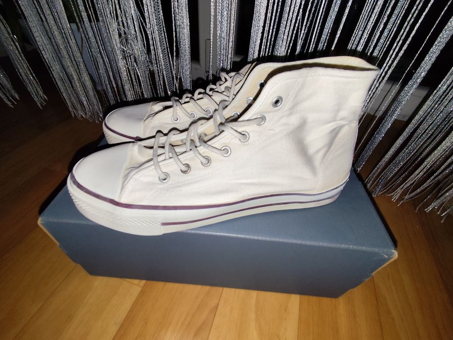 Продам чоловічі конверси shine star