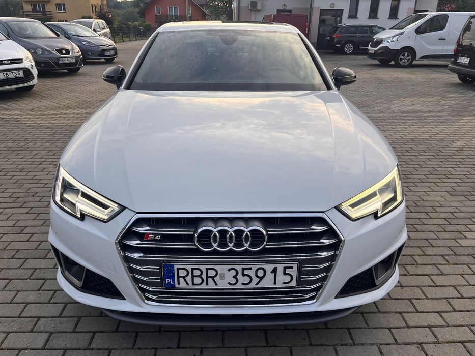 Audi a4 b9 2.0Tfsi quattro