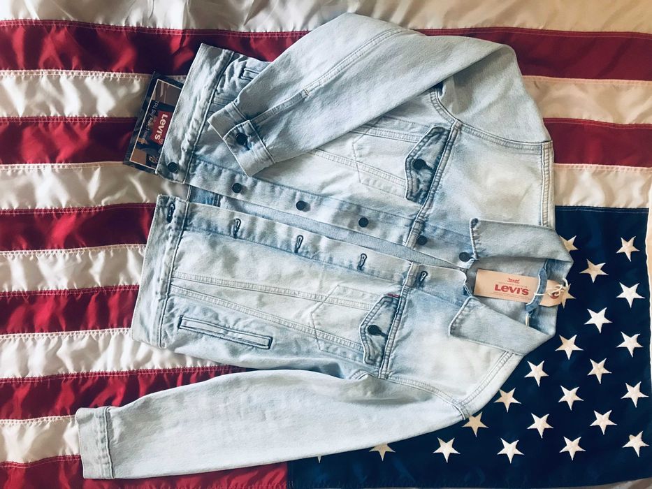 Куртка жакет Levis р.S (44-46)