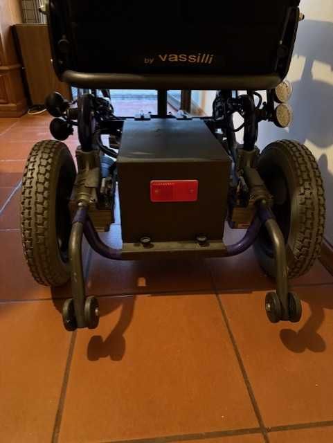 Cadeira de rodas elétrica