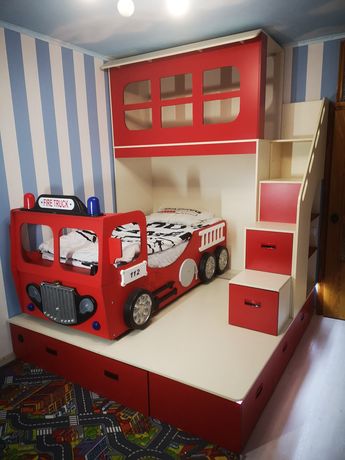 Набор детской мебели "Пожарная часть"