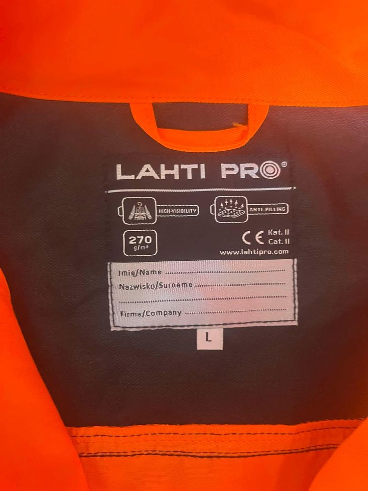 Sprzedam Bluze lahti Pro nowa. Na zamku blyskawicznym