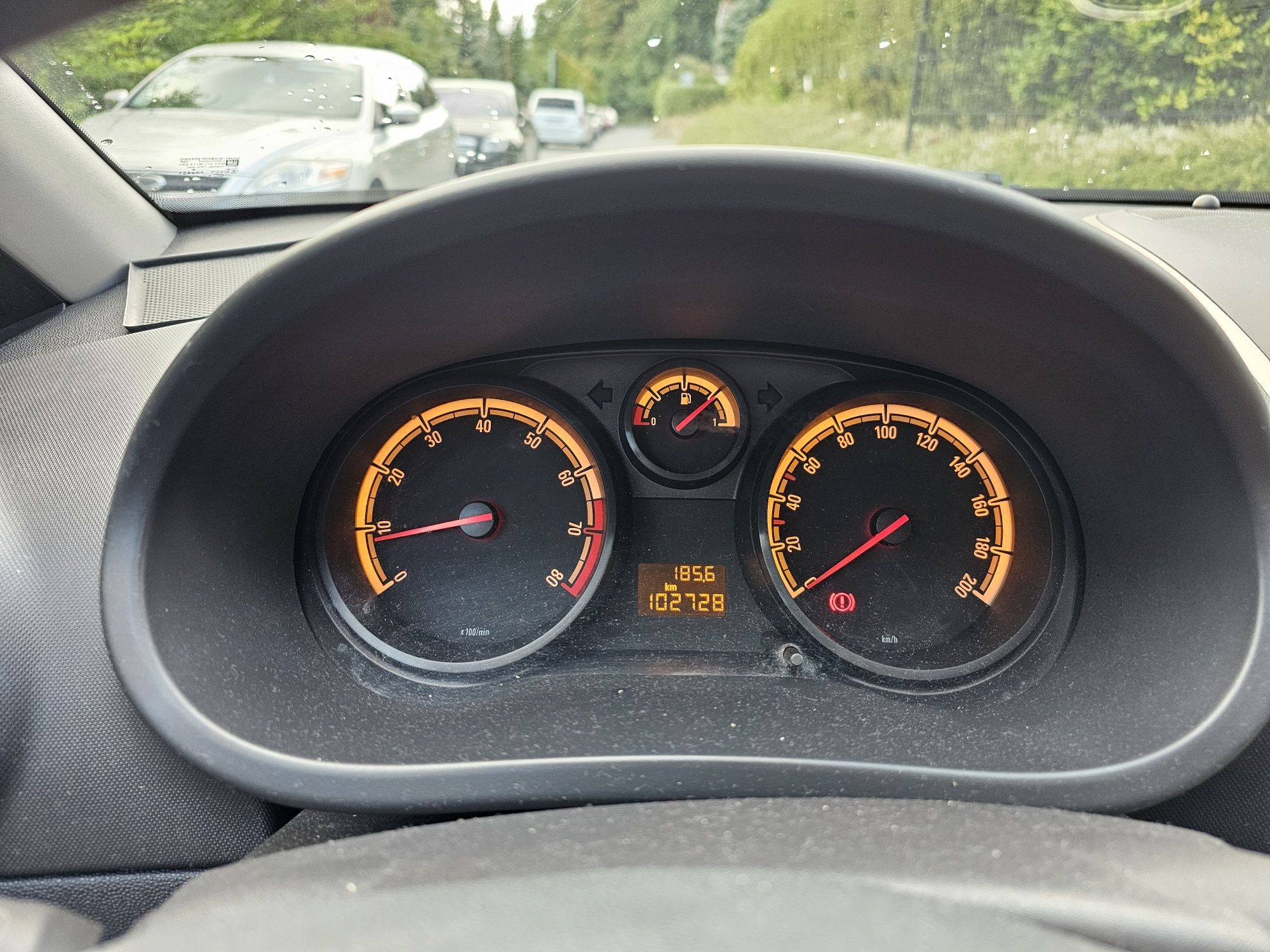 Opel Corsa D Hatchback 1.0 Benz 2010r 103tys km PRZEBIEGU 5drzwi