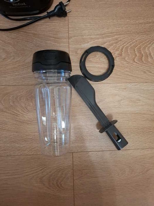 Blender kielichowy wysokoobrotowy Tefal Perfectmix+ BL81G