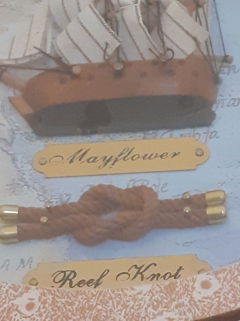 Leme com Relogio Antigo navio Mayflower coleção