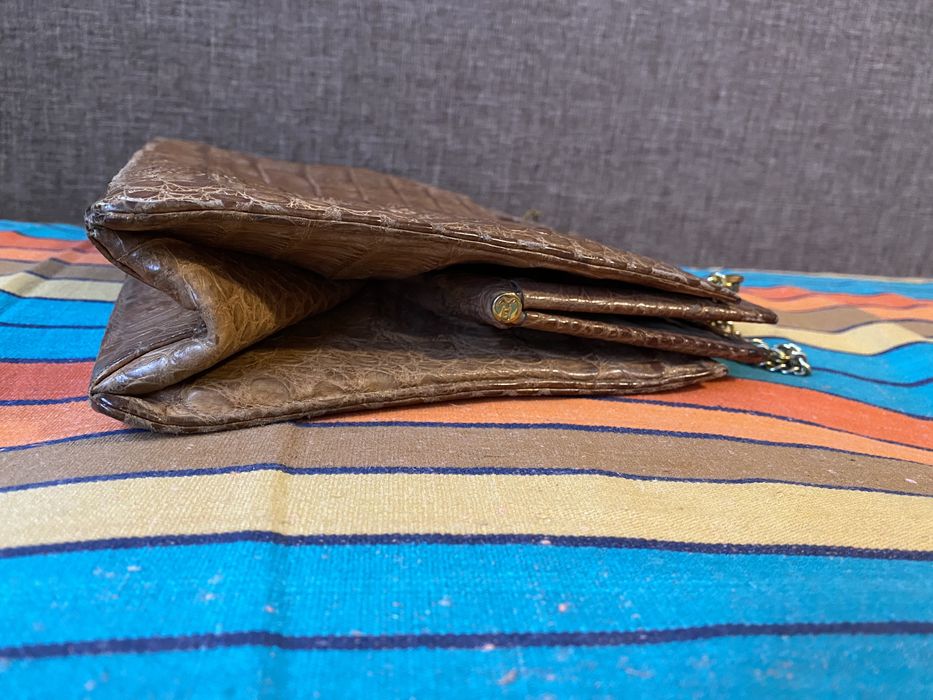 Сумка из кожи крокодила