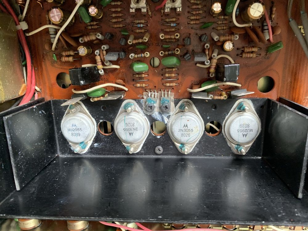 Wzmacniacz NAD3020