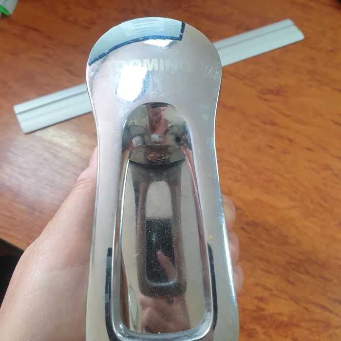 Продам   кран   для   умивальника