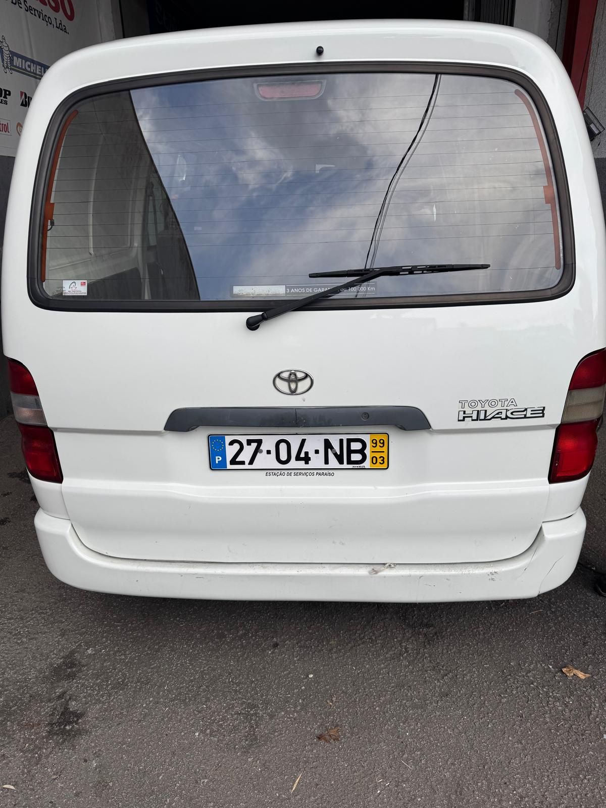 Toyota hiace 6 lugares