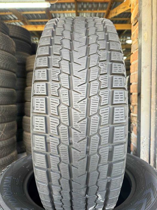 Шини зимові 225/65 R17 YOKOHAMA ICE GUARD G075 7mm