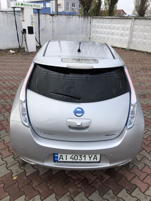 Продам Nissan Leaf 2013