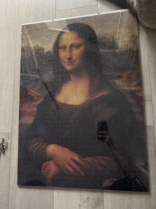 Mona Lisa 50x70 z puzzli w antyramie