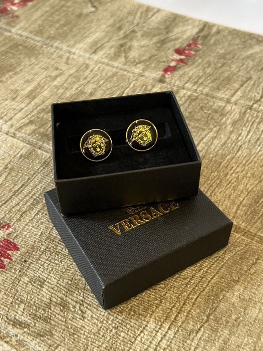 Мужские запонки в подарочном футляре