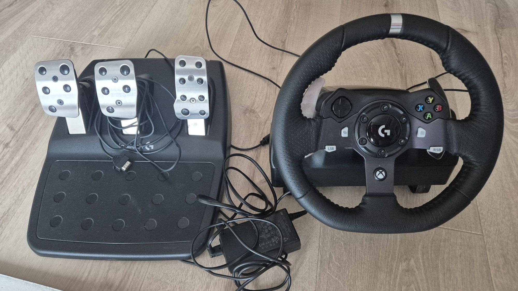 Kierownica Logitech G920