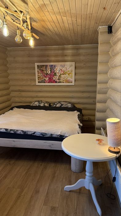 Подобова оренда будинку Зруб з банькою  та чаном