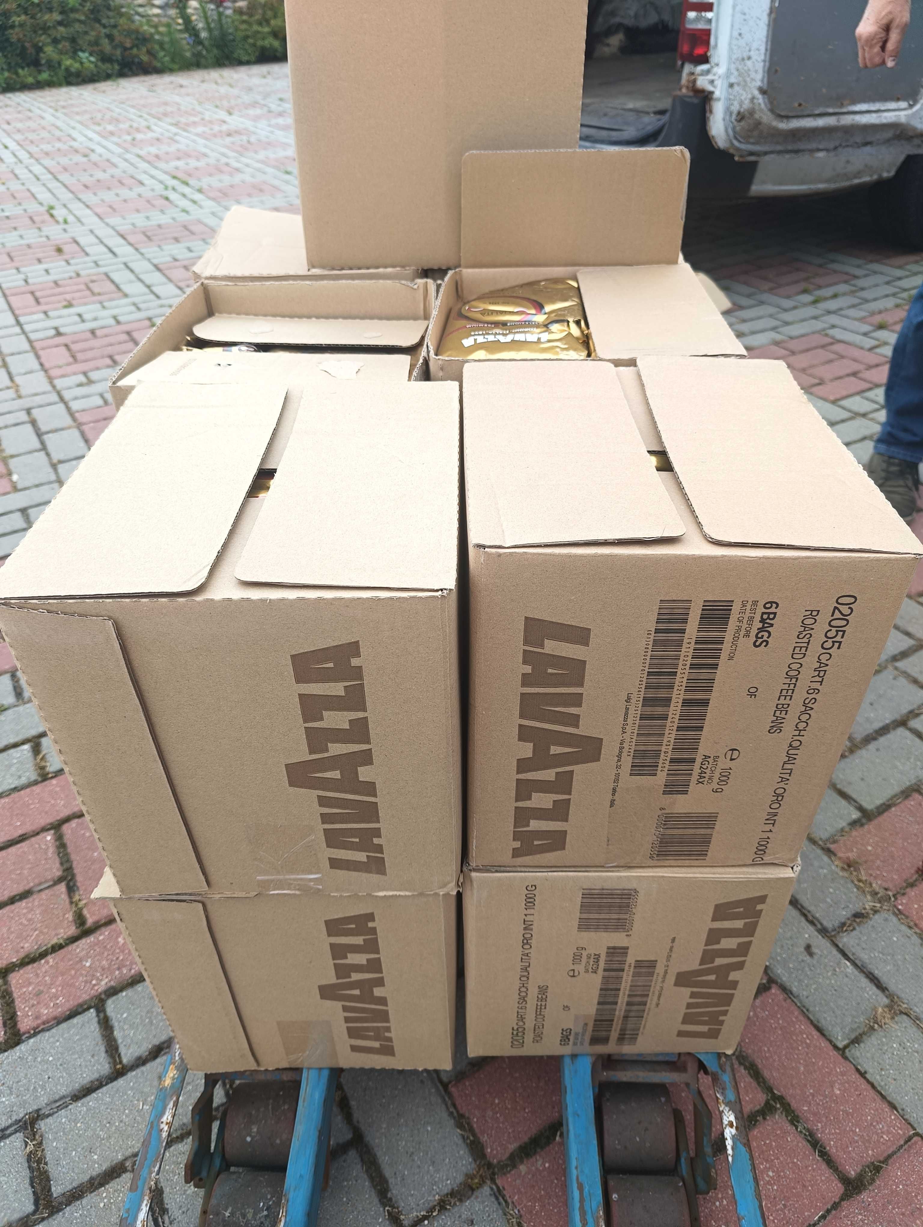 Dwie palety lavazza Oro 1kg ziarno oryginał ilość hurtowa tanio