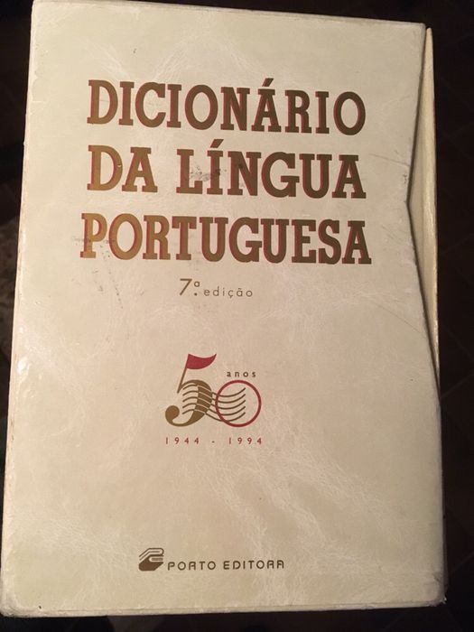 Dicionário de Língua Portuguesa