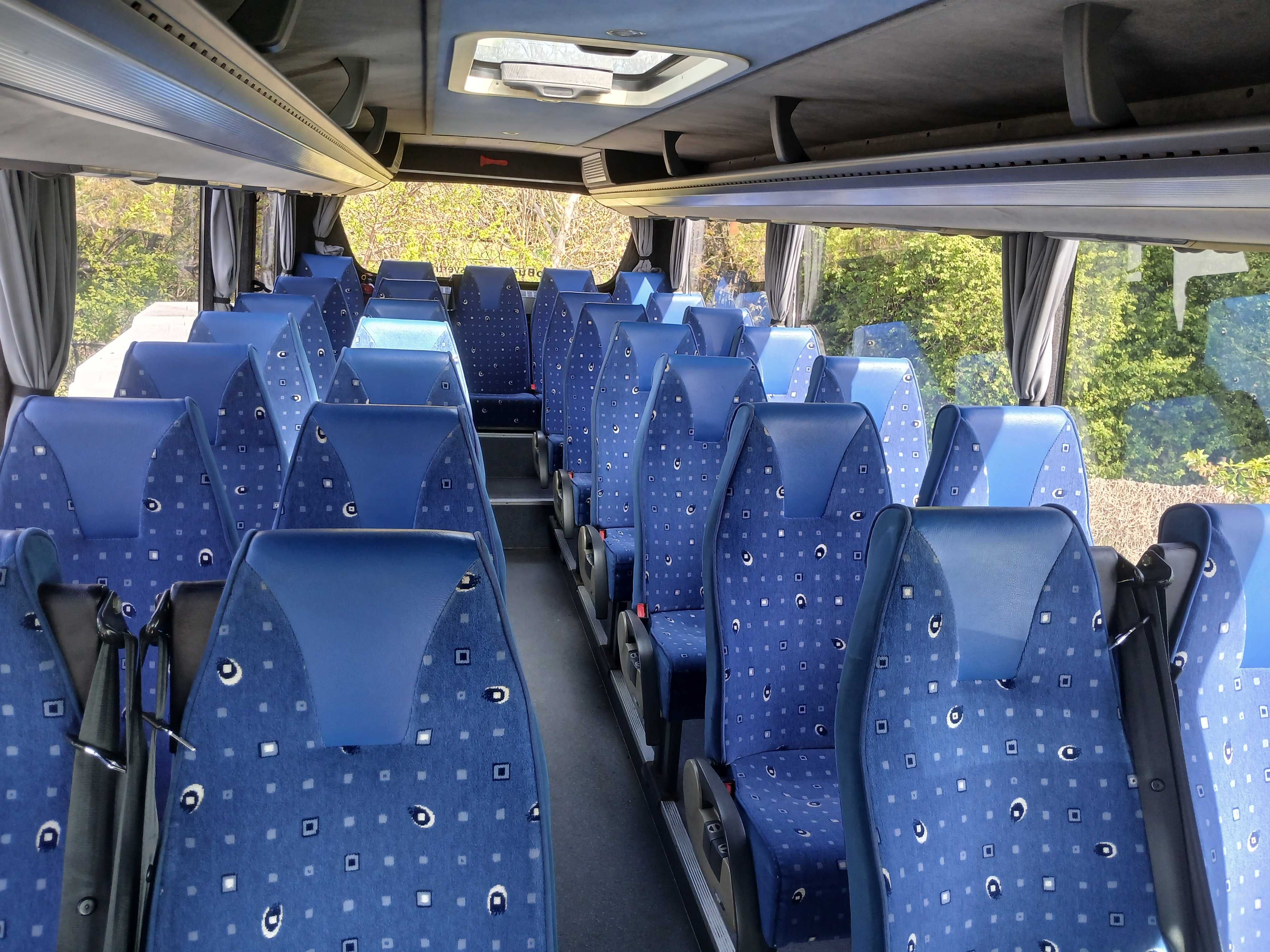 Przewóz osób wynajem busów i autobusów z kierowcą
