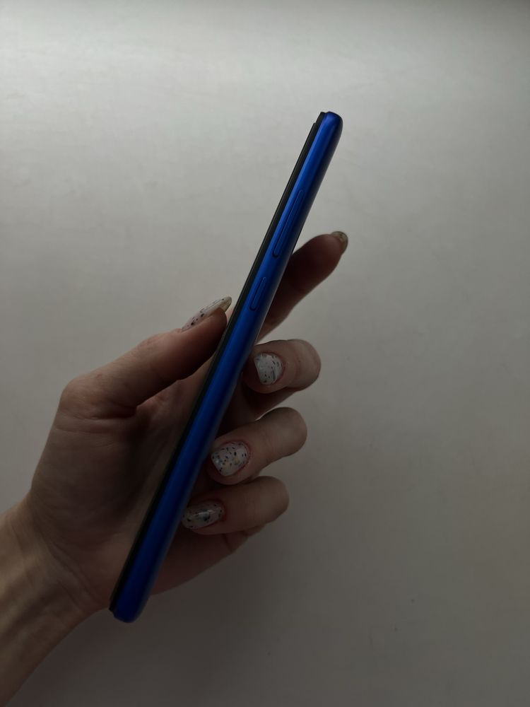 Xiaomi Redmi 8A 2/32 ocean blue (M1908C3KG) + чохол