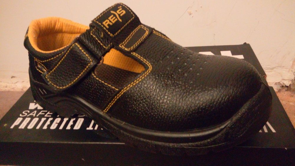 Buty robocze REIS – rozmiar [wpisz rozmiar], bardzo dobry stan!

Sprze