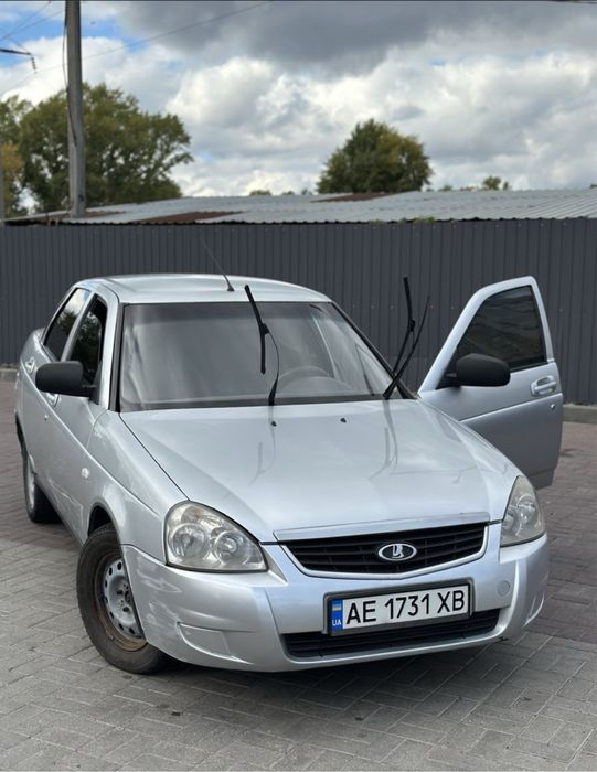 Priora 2012 года