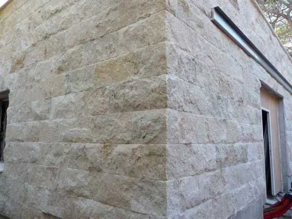 Trawertyn Classic Ivory Silver Ash Noce Scabos stopień płytka komplet