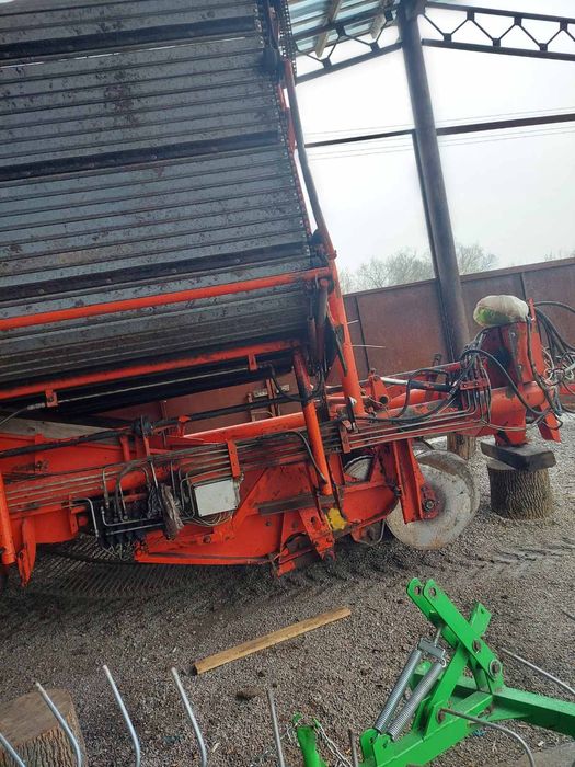 Картофельный комбайн Grimme 1500b