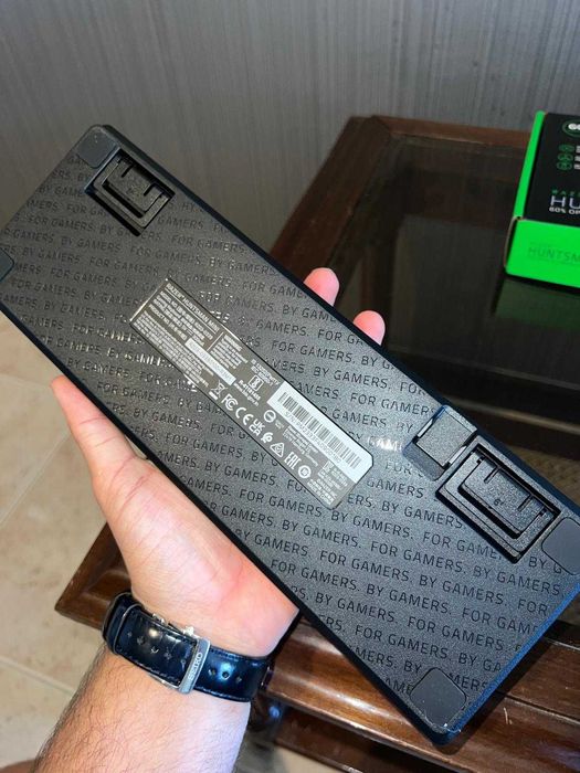 Teclado Gaming RAZER Huntsman Mini