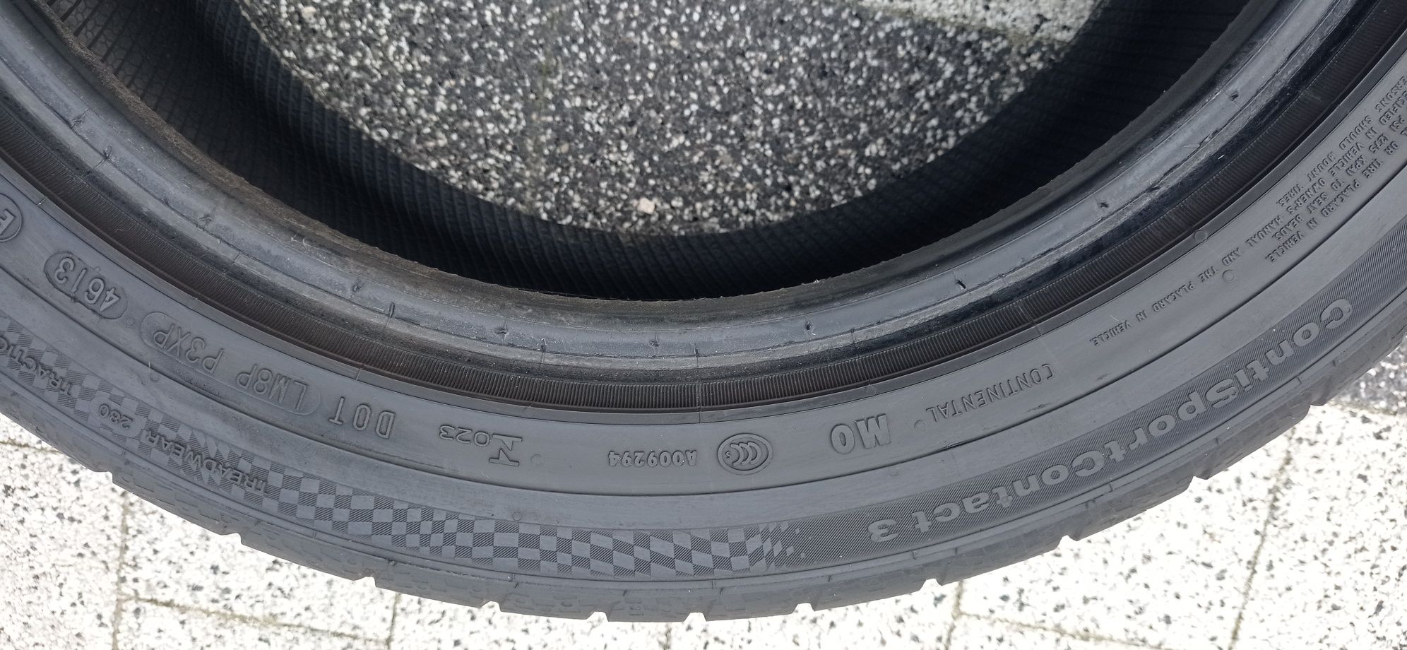 Continental 235/45 R17