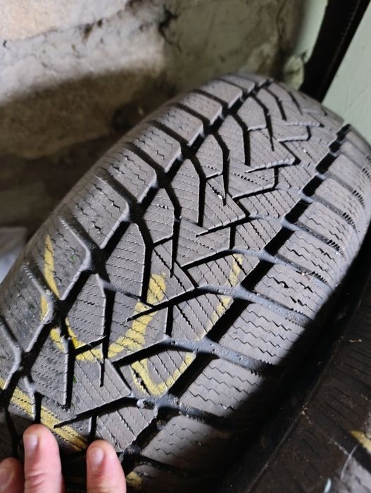 Продам резину б.у r15