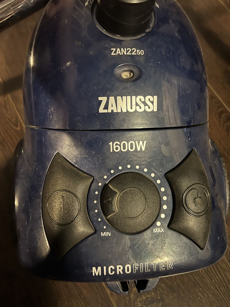 Продам Пылесос Zanussi