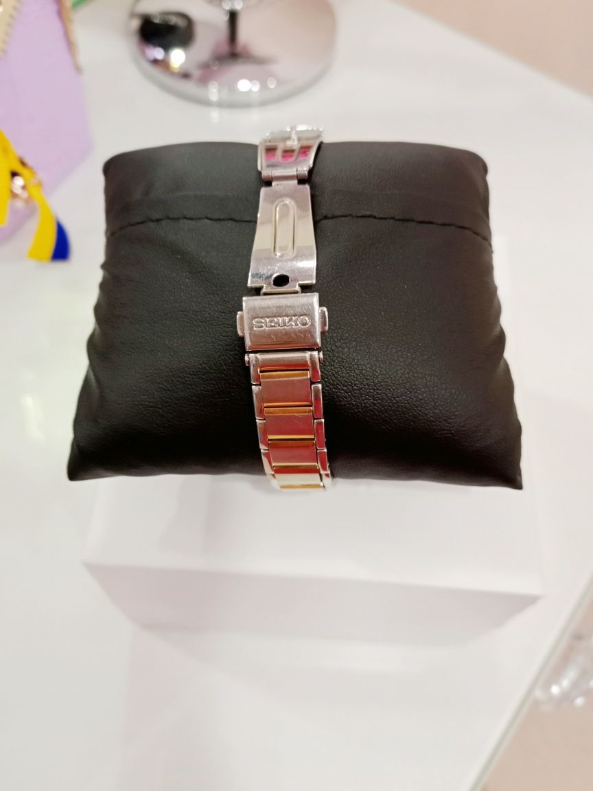 SEIKO оригінал Японія, годинник жіночій,в відмінному стані, ТОРГ