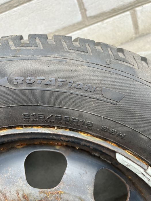 Гума зимова 215/65/16
