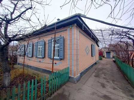 Будинок Золотоноша район 6 школа