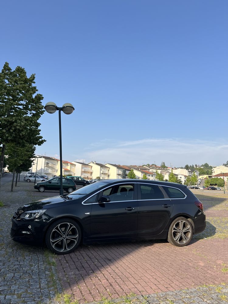 Opel Astra BiTurbo