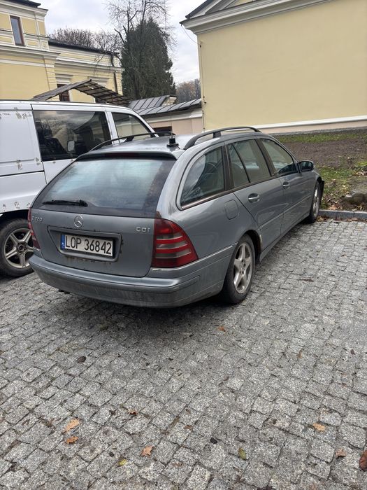 Mercedes Benz w203 220cdi sprawny w całości lub na części brak kluczyk