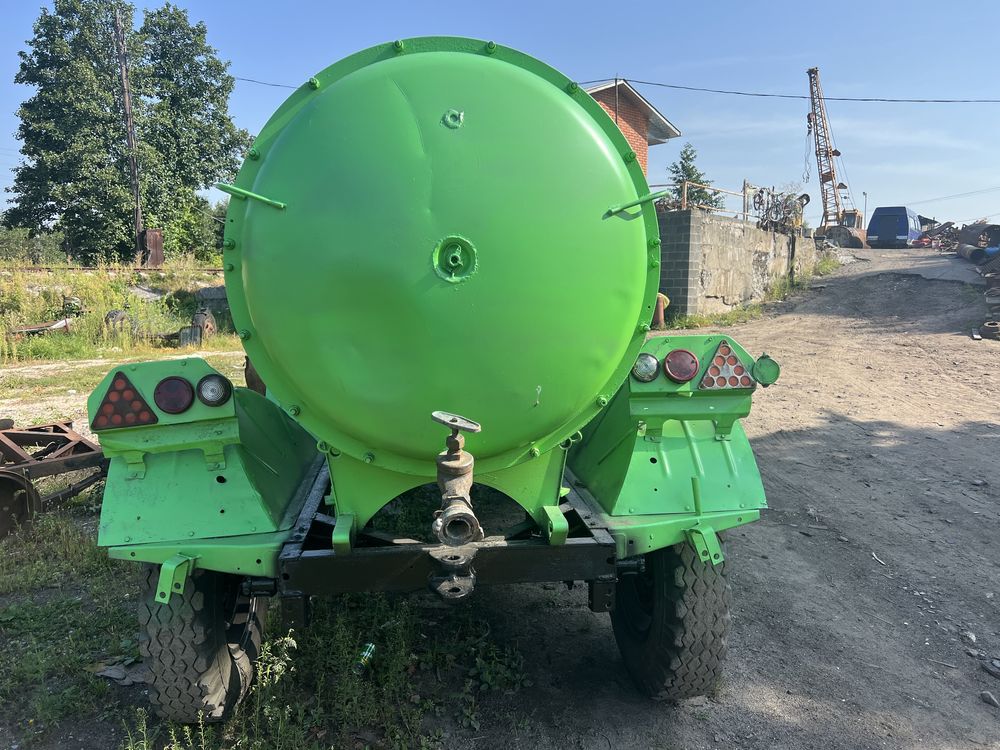 Продам бочки на колесах