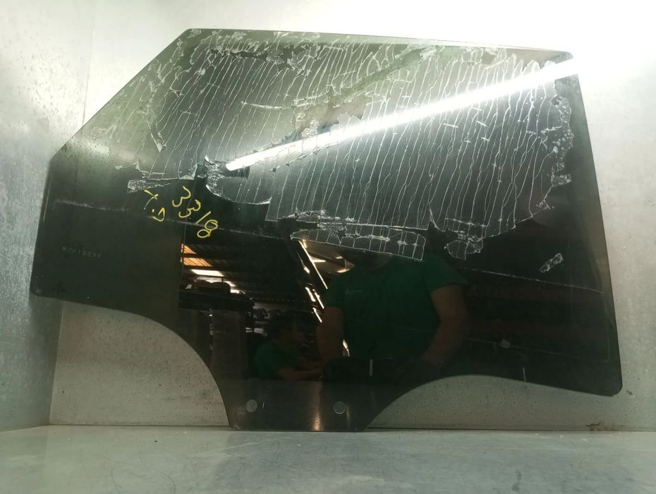 Vidro porta trás direito AUDI Q5 (FYB, FYG)