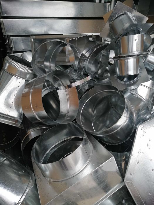 Оцинкованная труба. Отвод из цинка. Угол. Труба цинк. Вентиляция.