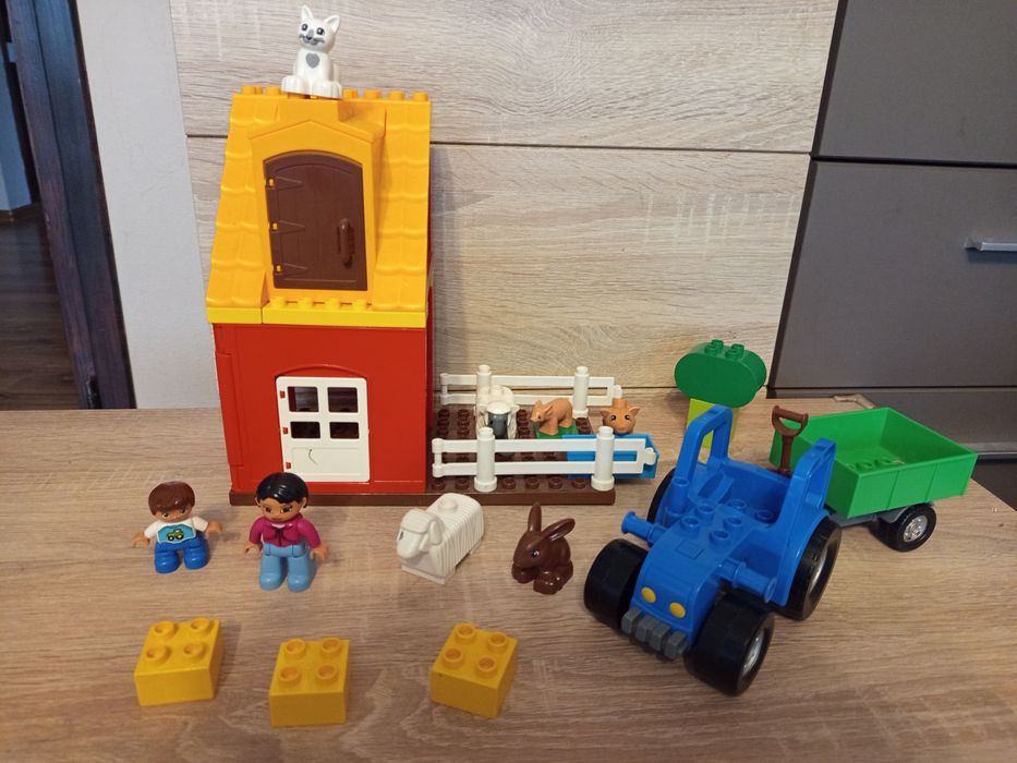 Farma LEGO Duplo traktor z przyczepą zwierzęta