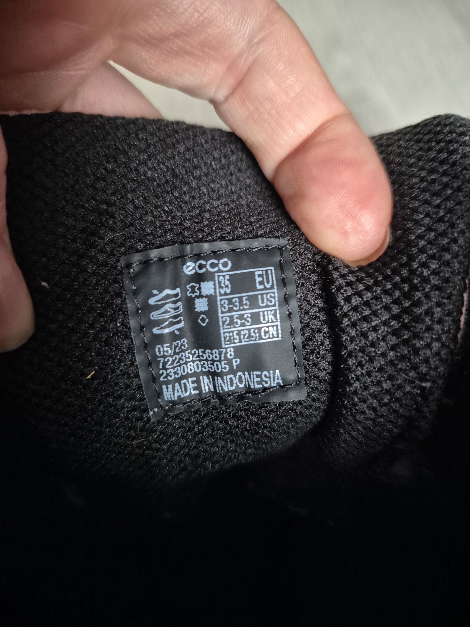 Підліткові черевики для дівчинки ECCO Urban Snowboarder 35р