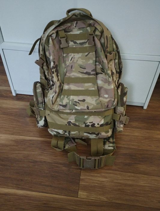 Plecak taktyczny z wyposażeniem