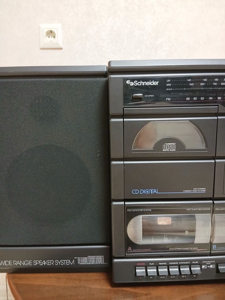 Музичний центр Schneider Midi 2260